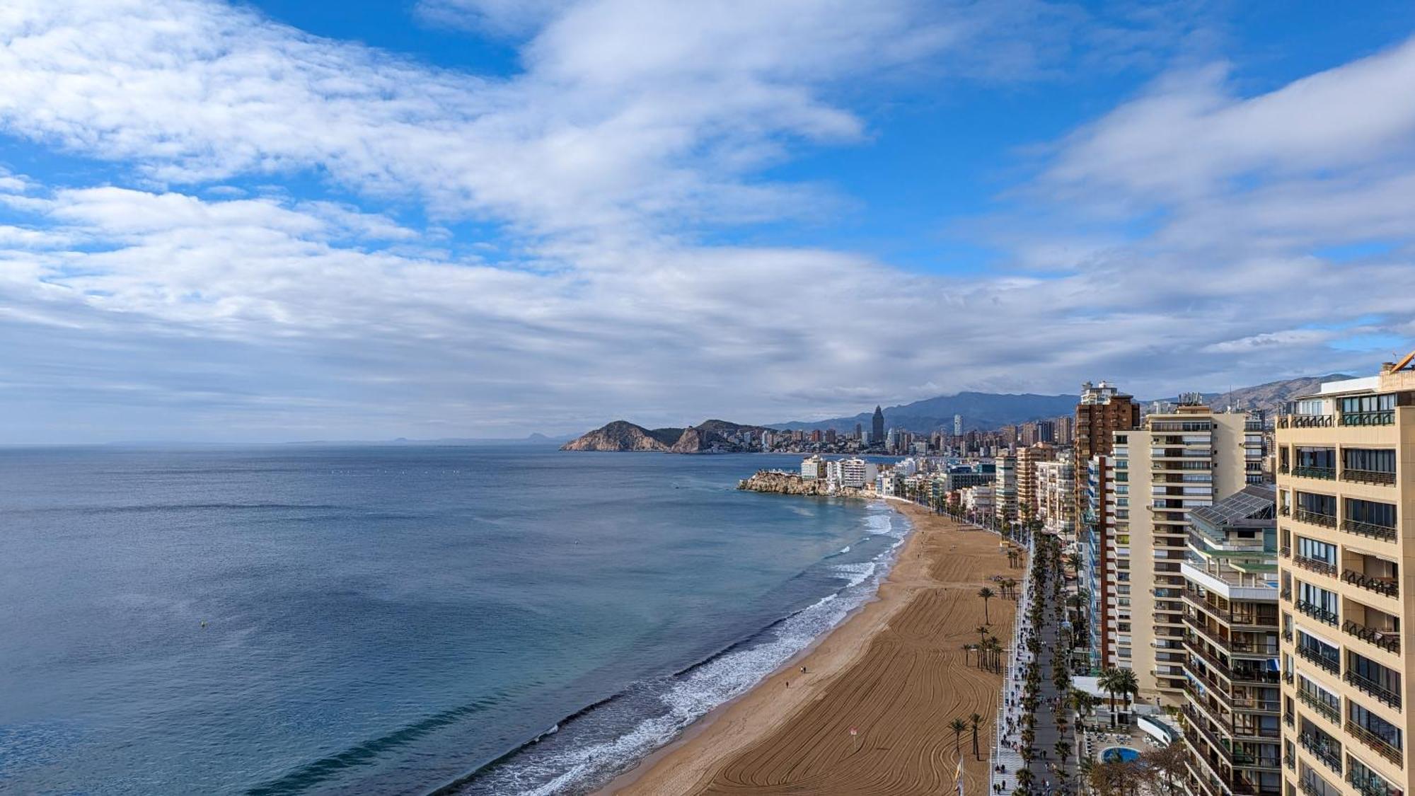 Las Arenas Sea Front Apartments بينايدورم المظهر الخارجي الصورة