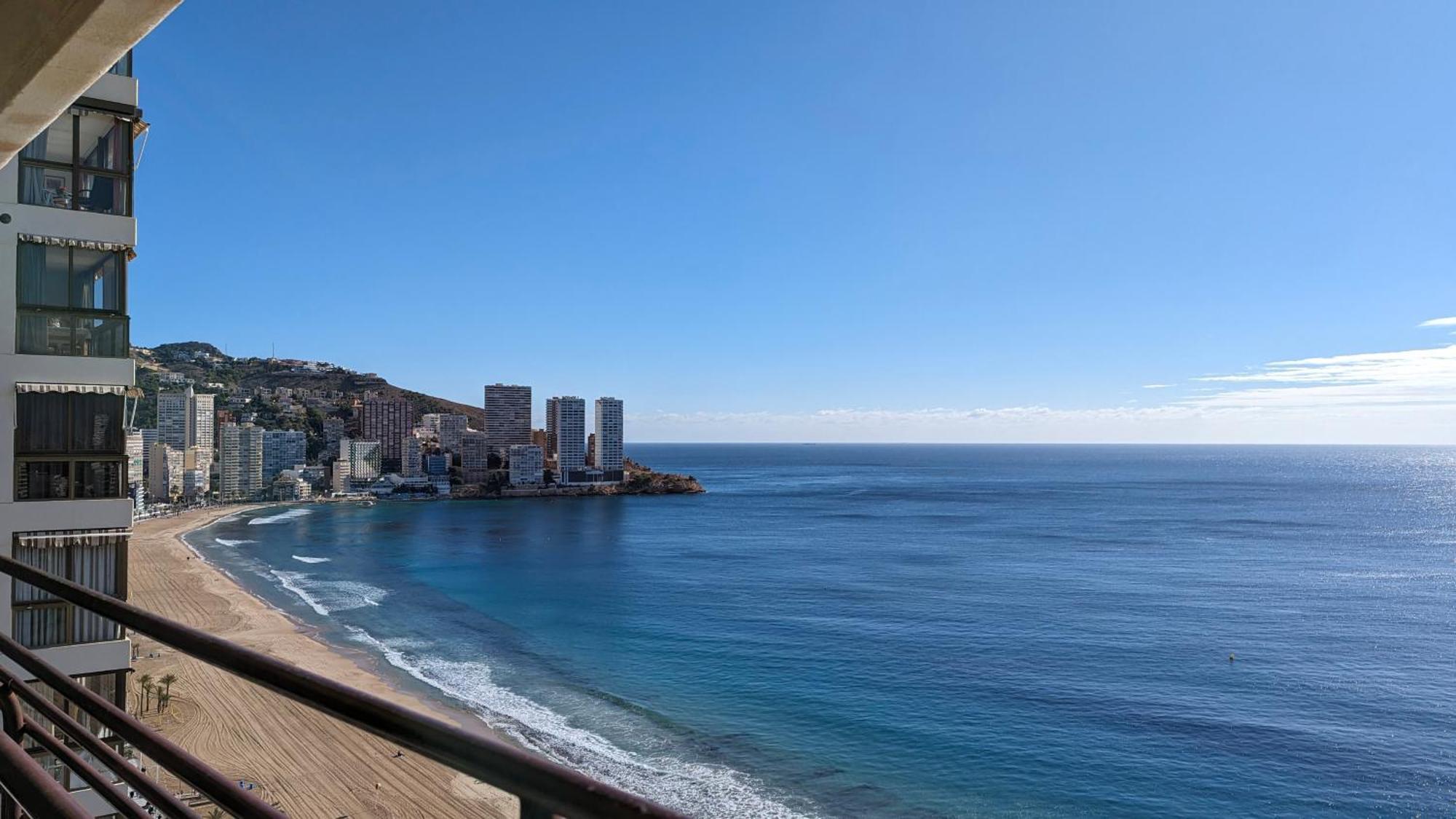 Las Arenas Sea Front Apartments بينايدورم المظهر الخارجي الصورة