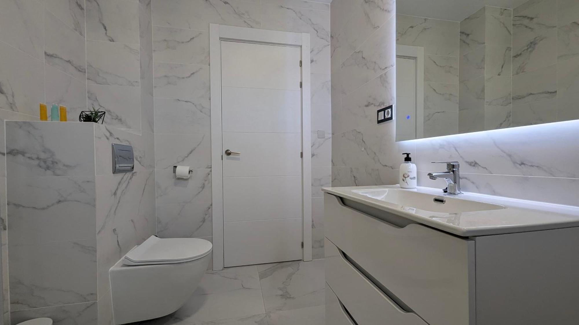 Las Arenas Sea Front Apartments بينايدورم المظهر الخارجي الصورة