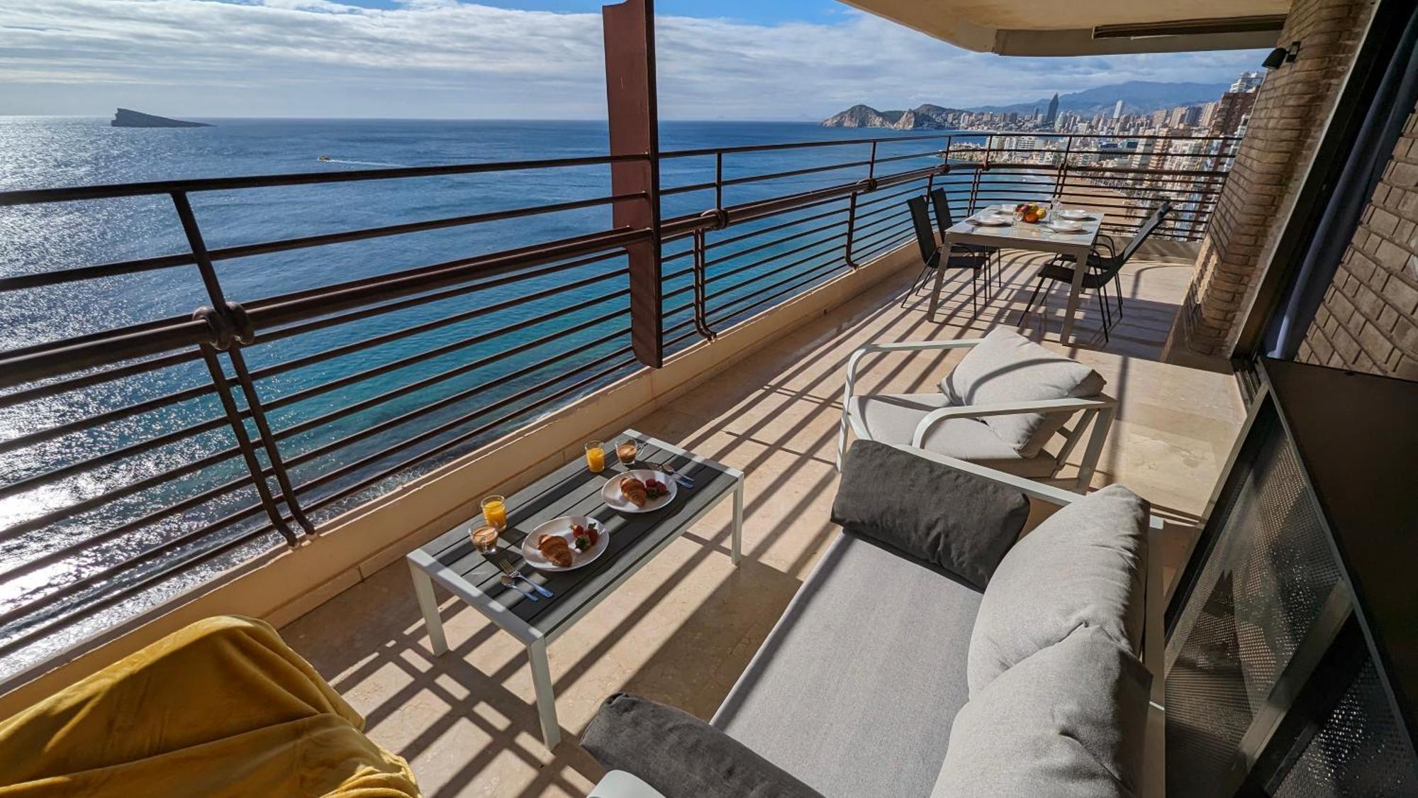 Las Arenas Sea Front Apartments بينايدورم المظهر الخارجي الصورة