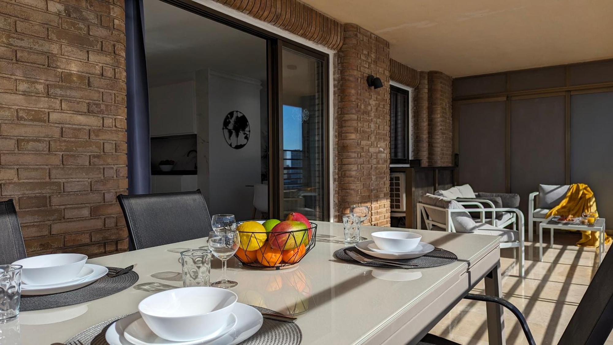 Las Arenas Sea Front Apartments بينايدورم المظهر الخارجي الصورة